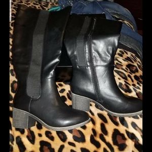 Brand new torride boots 7.5 wide calf